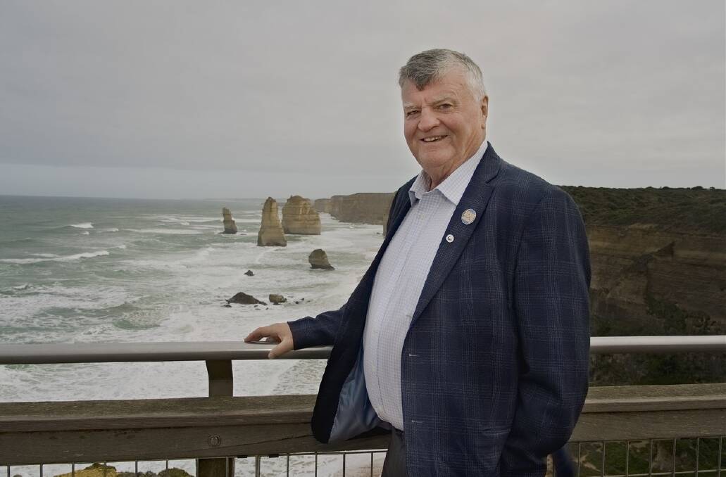 Claude Elliott
